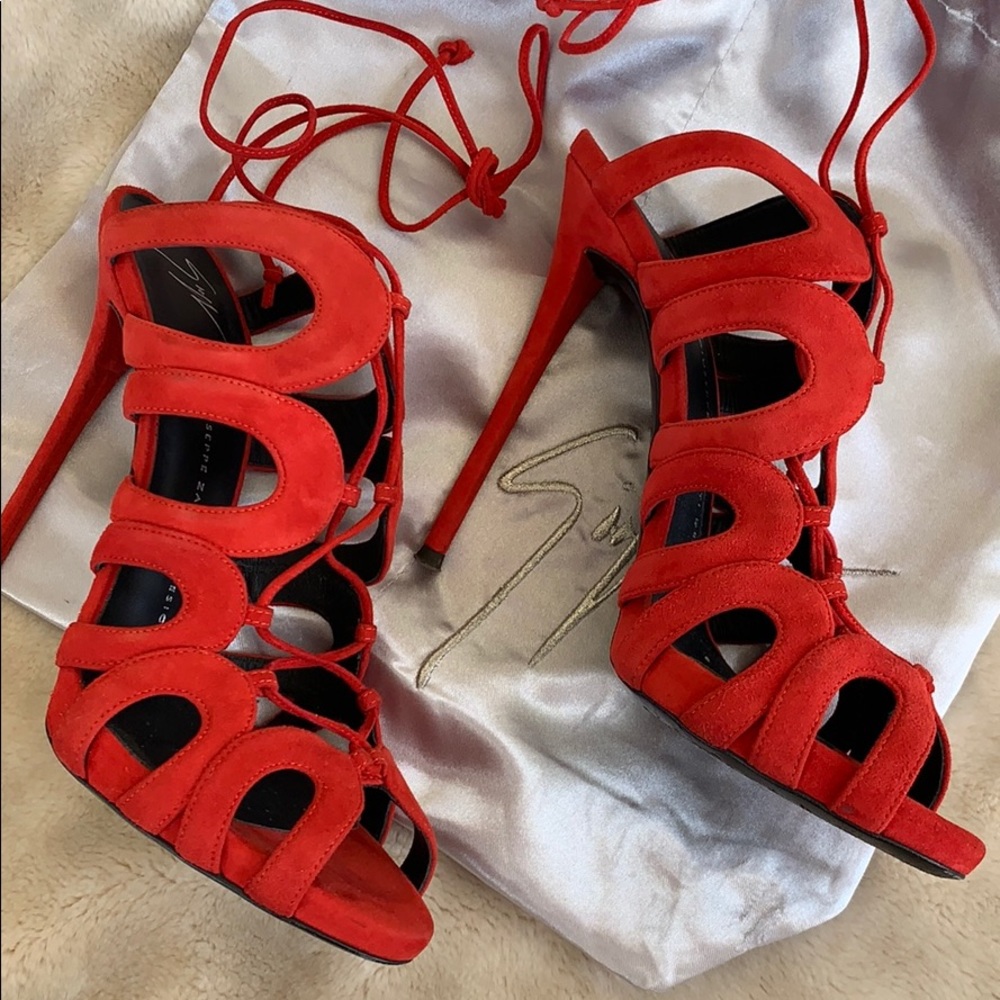 Giuseppe Zanotti Red Suede Heels💋 - Picture 5 of 11